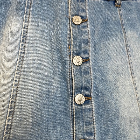 Denim button down skirt - Picture 4 of 5